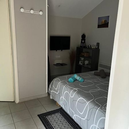 Le Velo Rouge Apartment La Douze ภายนอก รูปภาพ