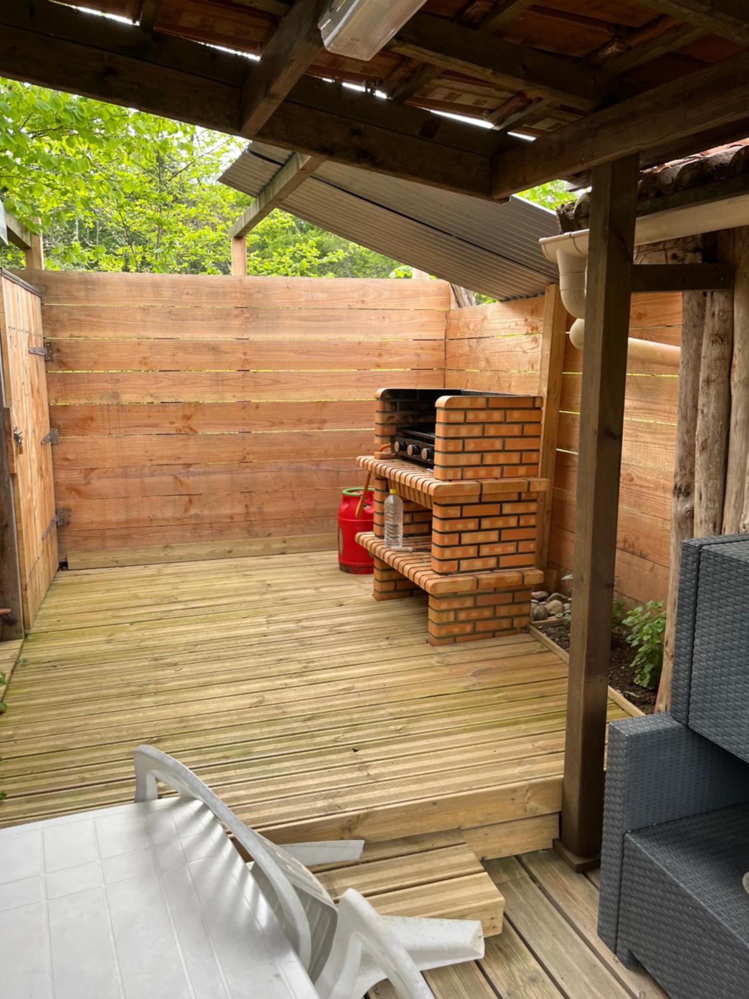 Le Velo Rouge Apartment La Douze ภายนอก รูปภาพ